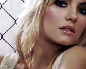Elisha cuthbert, უკან rusebis seqsi