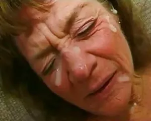 Russian milf უყვარს 4 მკერდი და უამრავი სპერმა porno rusuli