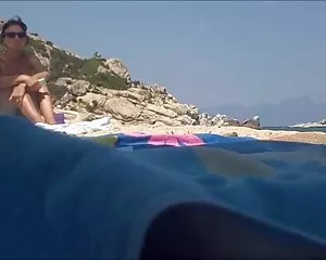 Beach ქართული ეროტიკული ფილმები