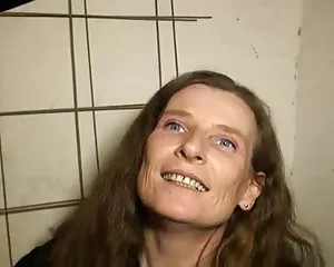 ელიზა, თანამშრომლებს porno kategoriebi